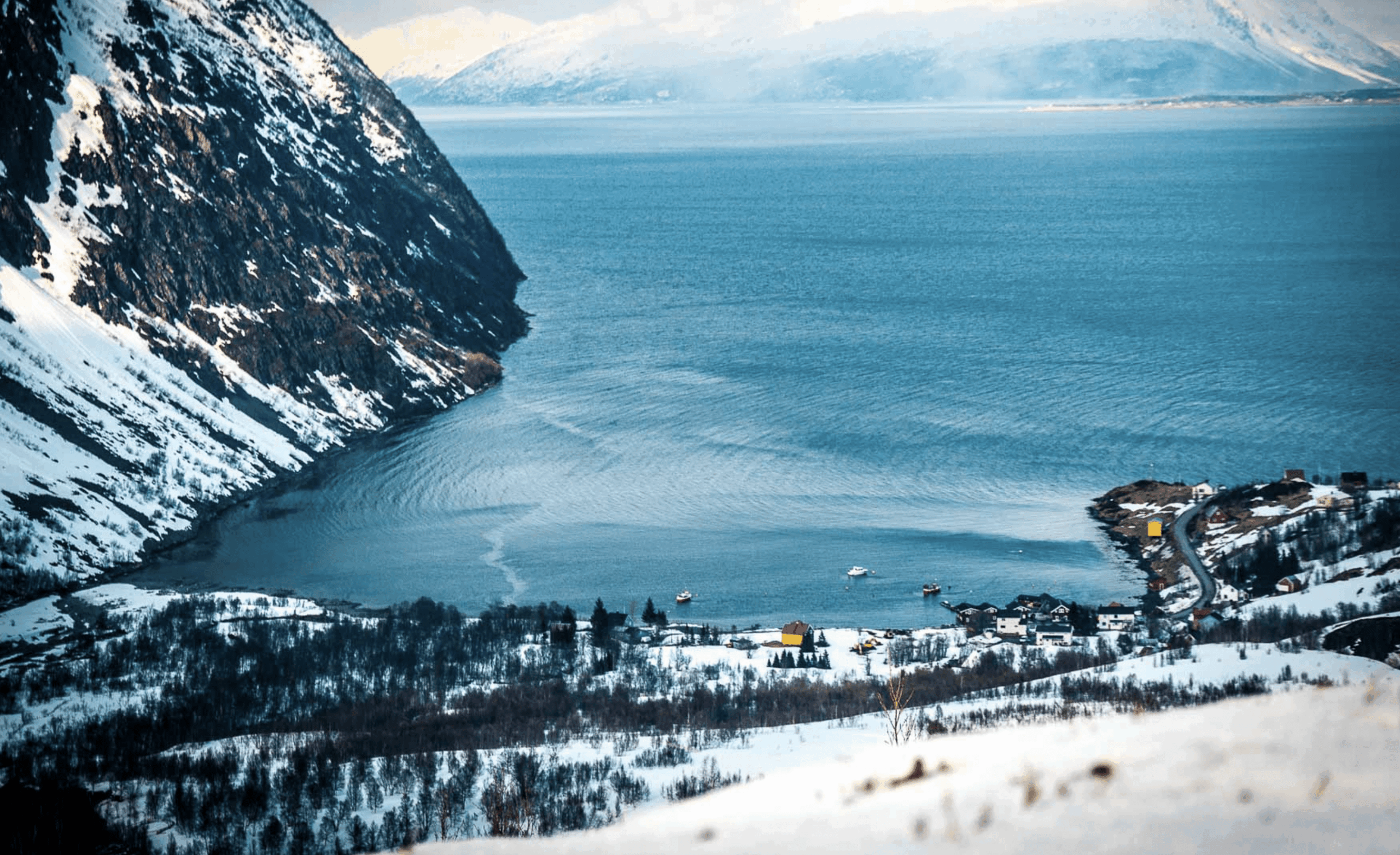 Sneeuwschoenwandelen in de Lyngenalpen, Noorwegen