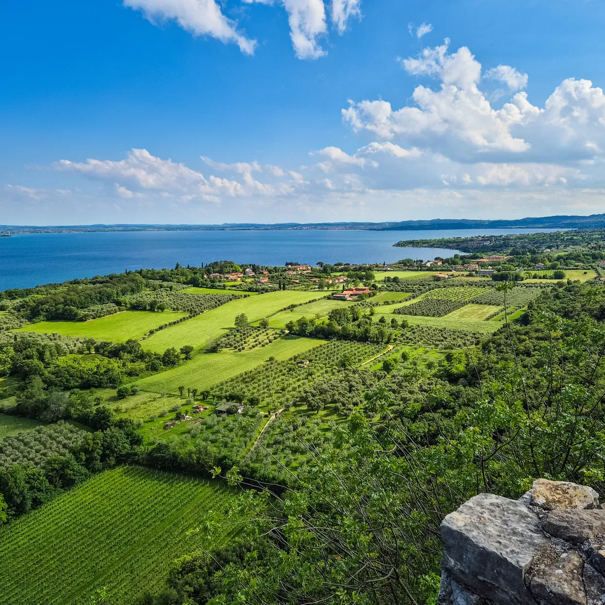 Wandelen rond het Gardameer
